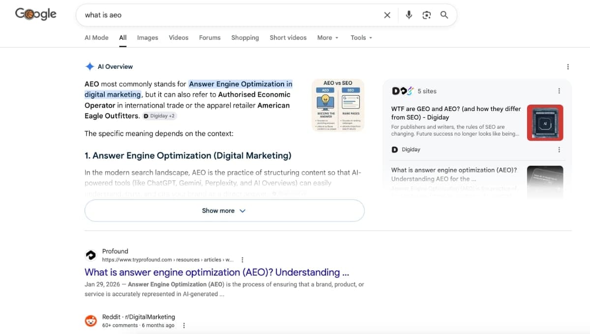 SERP features ảnh hưởng vị trí từ khóa trên Google